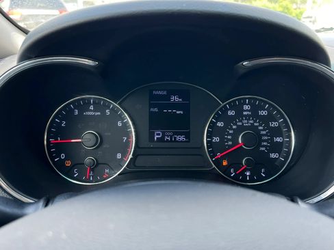 Used 2016 Kia Forte LX FWD image 21