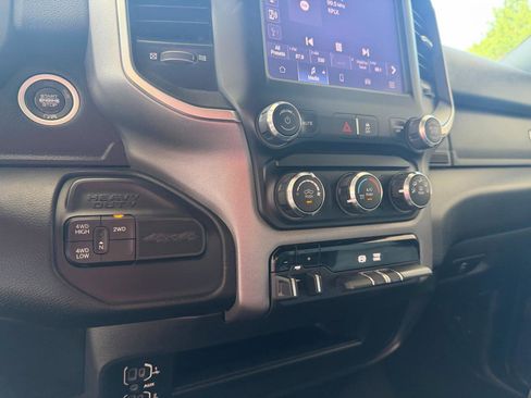 Used 2024 RAM 3500 Big Horn AWD/4WD image 23