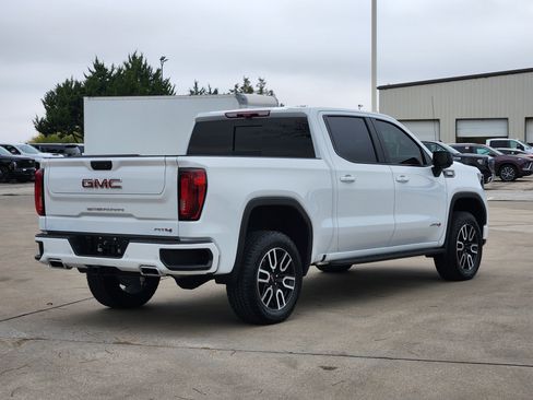 Certified 2025 GMC Sierra 1500 AT4 w/ AT4 Premium Package image 8