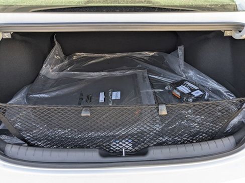 Used 2025 Hyundai Elantra Sport image 19