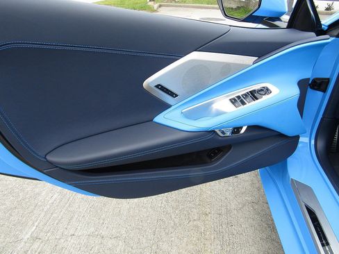 Used 2020 Chevrolet Corvette Stingray Premium Conv w/ 3LT Preferred Equipment Group image 11