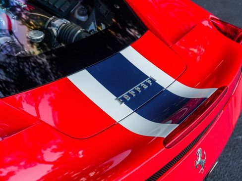 Used 2015 Ferrari 458 Speciale Coupe RWD image 9