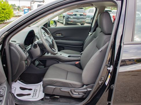 Used 2022 Honda HR-V LX image 12