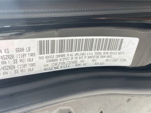 Used 2018 Jeep Grand Cherokee Trackhawk image 9