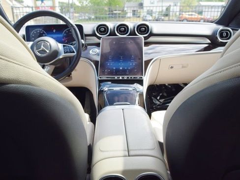 Used 2022 Mercedes-Benz C 300 4MATIC Sedan image 35