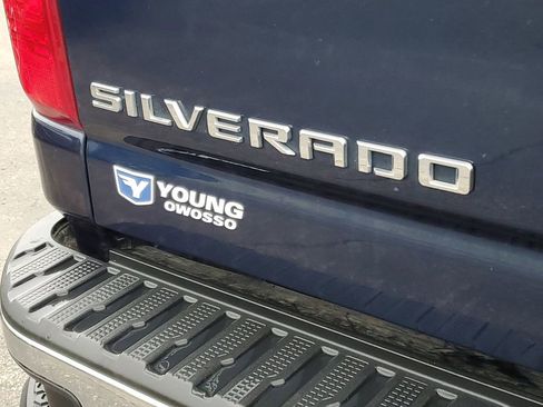 Used 2022 Chevrolet Silverado 2500 LT w/ All Star Edition image 32