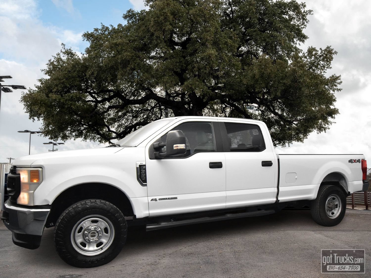 Used 2022 Ford F350 XL w/ Power Equipment Group AWD/4WD image 1