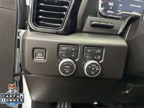 Used 2025 GMC Sierra 2500 AT4 w/ AT4 Premium Plus Package AWD/4WD image 34