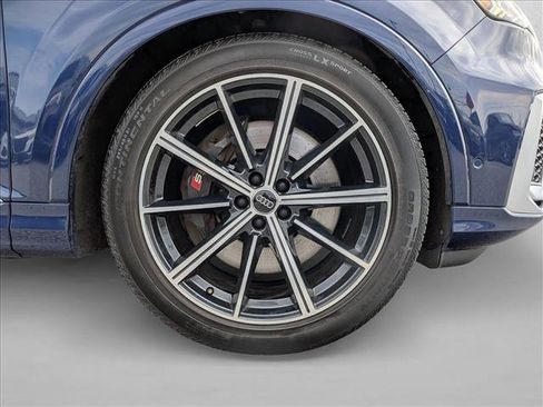 Used 2020 Audi SQ7 Prestige w/ Prestige Package AWD/4WD image 23