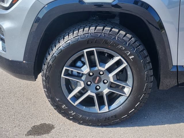 New 2027 GMC Terrain AT4 w/ Convenience Package III AWD/4WD image 8