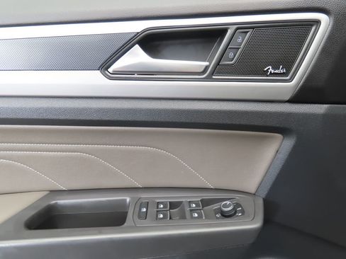 Used 2023 Volkswagen Atlas Cross Sport SEL Premium R-Line image 23