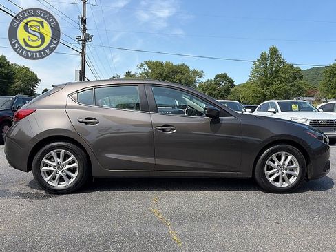 Used 2016 MAZDA MAZDA3 i Touring FWD image 7