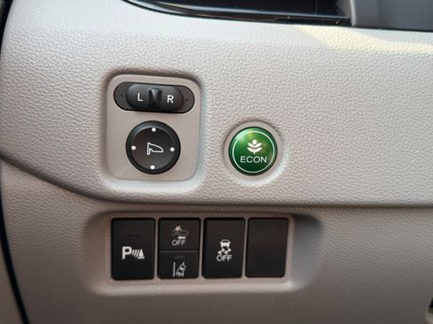 Used 2021 Honda Pilot Touring image 22