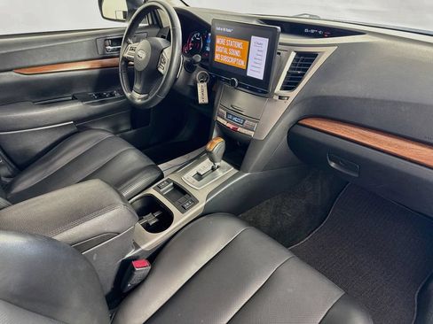 Used 2013 Subaru Outback 2.5i Limited AWD/4WD image 34