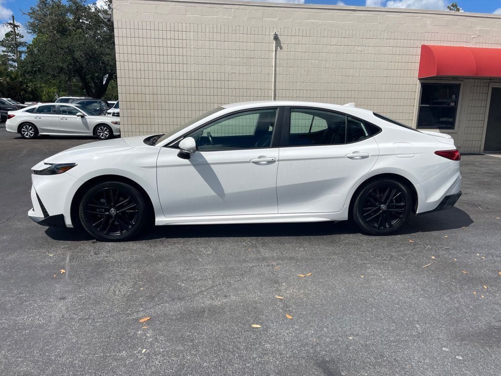 Used 2025 Toyota Camry SE FWD image 2
