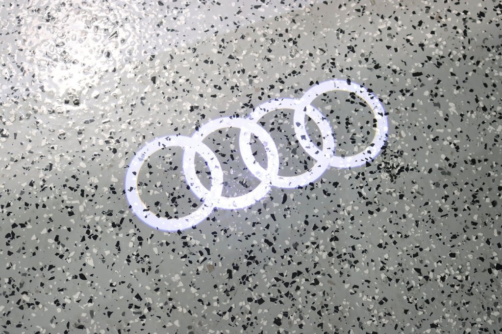 Used 2023 Audi Q7 3.0T Premium w/ Convenience Package AWD/4WD image 38