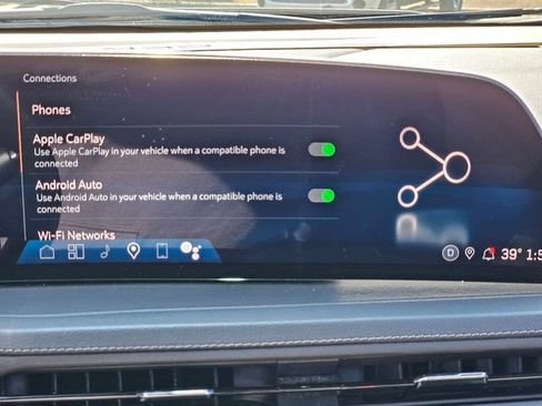 Certified 2024 Cadillac XT4 Premium Luxury FWD image 20