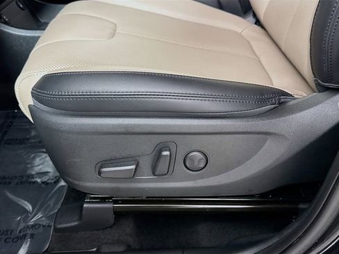Used 2023 Hyundai Santa Fe SEL w/ Premium Package AWD/4WD image 16