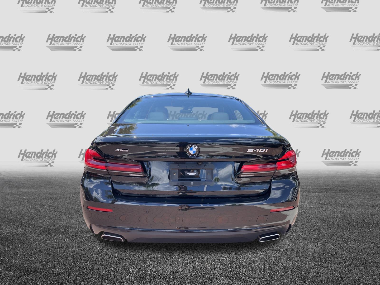 Certified 2023 BMW 540i xDrive w/ Premium Package AWD/4WD image 9