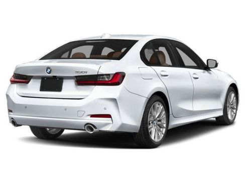 Used 2024 BMW 330i Sedan w/ Convenience Package RWD image 5
