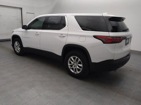 Used 2022 Chevrolet Traverse LS image 3