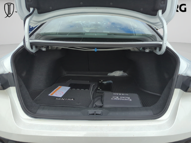 Used 2026 Nissan Sentra SR w/ Floor Mat Package FWD image 75