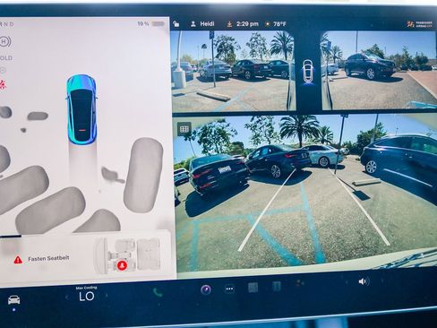 Used 2024 Tesla Model Y Performance image 25