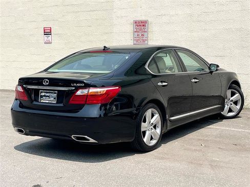 Used 2011 Lexus LS 460 w/ Comfort Pkg RWD image 5