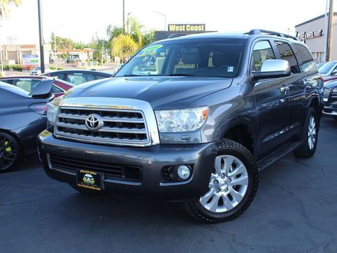 Used 2014 Toyota Sequoia Platinum AWD/4WD image 2
