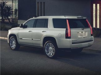 Used 2020 Cadillac Escalade Platinum AWD/4WD video 1