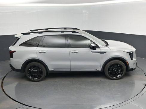 Certified 2024 Kia Sorento SX Prestige AWD/4WD image 13