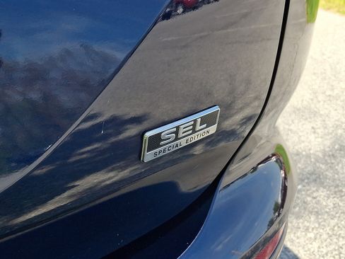 Used 2022 Mitsubishi Outlander SEL FWD image 33