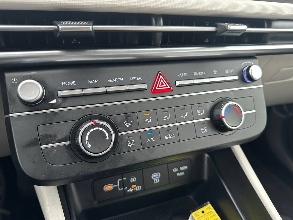 New 2025 Hyundai Tucson SE FWD image 17