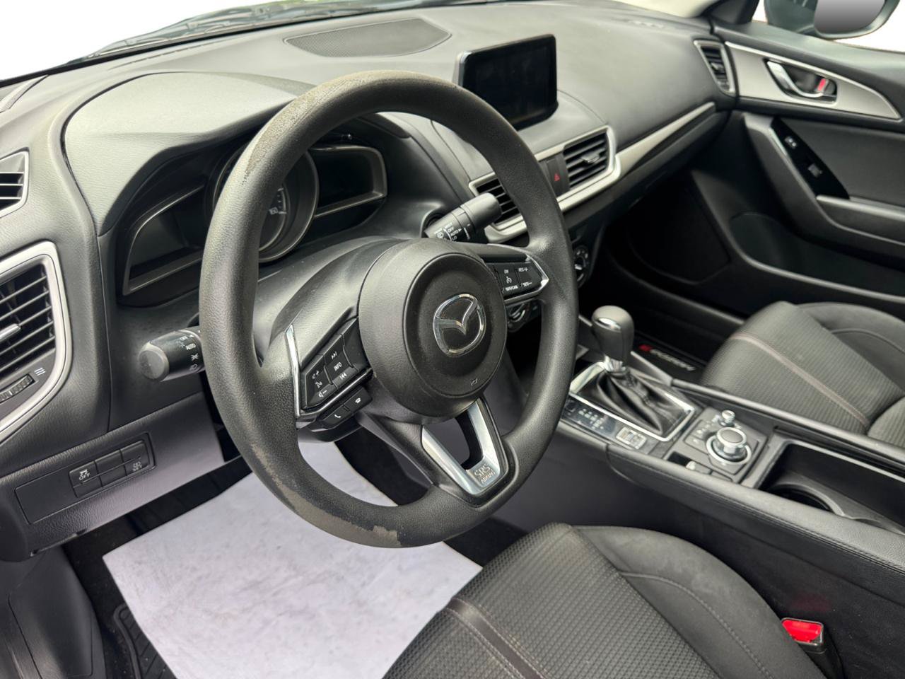 Used 2018 MAZDA MAZDA3 Sport w/ Preferred Equipment Package FWD image 3