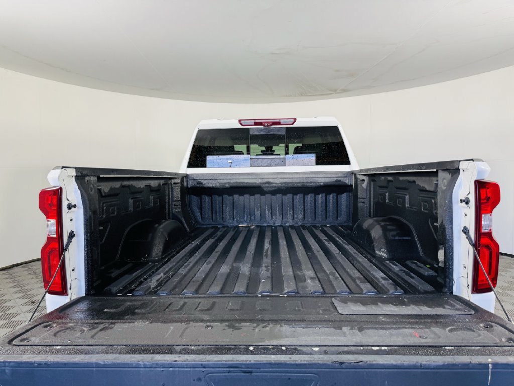 Used 2022 Chevrolet Silverado 2500 LTZ w/ LTZ Premium Package RWD image 30