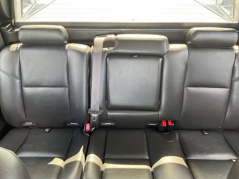 Used 2013 Chevrolet Avalanche LTZ AWD/4WD image 15