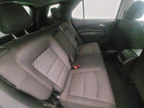 Used 2019 Chevrolet Equinox LT image 19