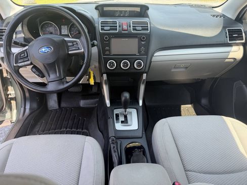 Used 2016 Subaru Forester 2.5i AWD/4WD image 10