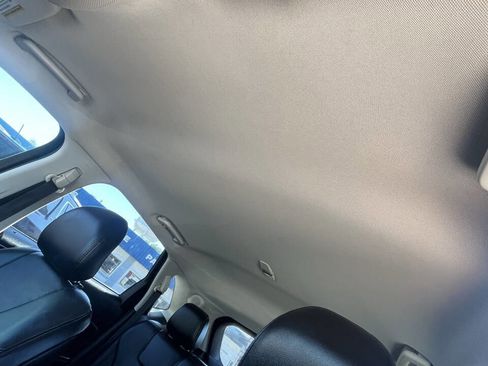 Used 2016 Ford Edge Titanium w/ Technology Package image 18