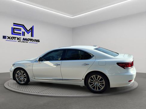 Used 2013 Lexus LS 460 AWD w/ Comfort Pkg image 3