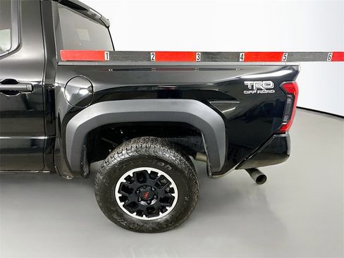 Used 2024 Toyota Tacoma TRD Off-Road image 36