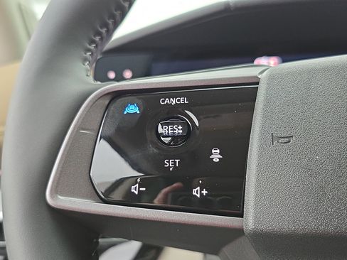 New 2026 Nissan Murano Platinum image 17