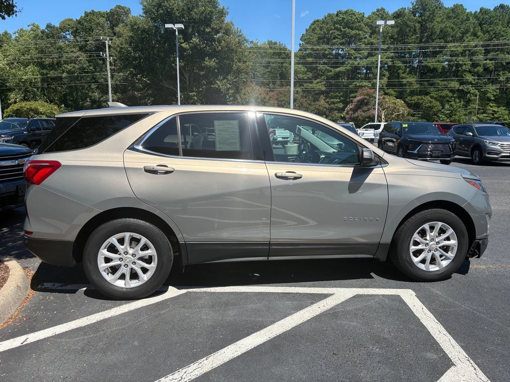 Used 2018 Chevrolet Equinox LT FWD image 4