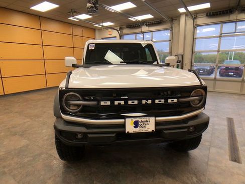 New 2026 Ford Bronco Outer Banks AWD/4WD image 2