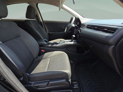 Used 2019 Honda HR-V LX image 16