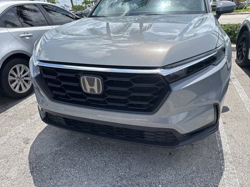 Used 2024 Honda CR-V LX image 1