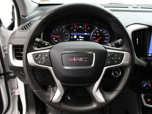 Used 2022 GMC Terrain SLE w/ Driver Convenience Package FWD image 19