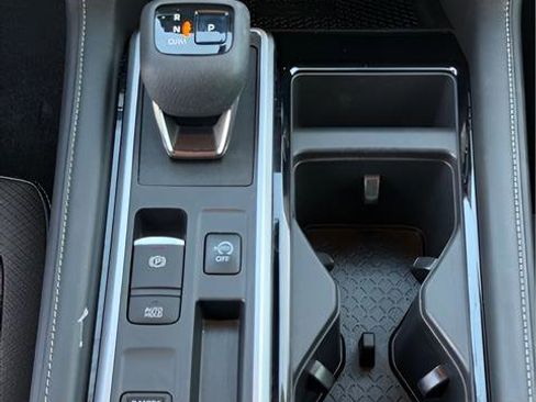 Used 2022 Nissan Pathfinder SL w/ SL Premium Package image 11