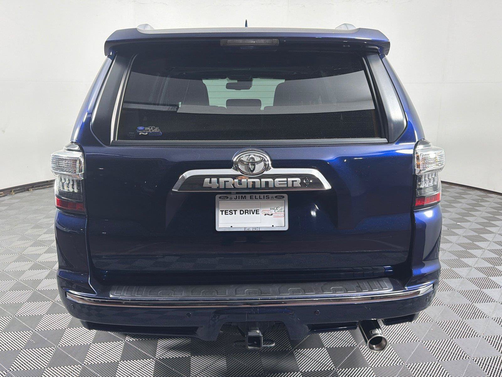 Used 2021 Toyota 4Runner Limited RWD image 6
