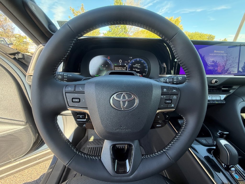 Certified 2026 Toyota Crown Signia w/ Advanced Technology Package AWD/4WD image 29